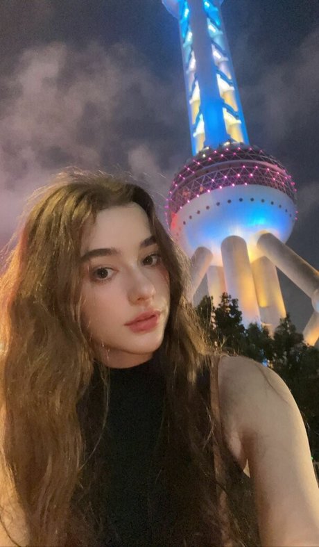 Dasha Taran nudes star archive