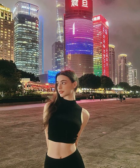 Dasha Taran top pornstar photos