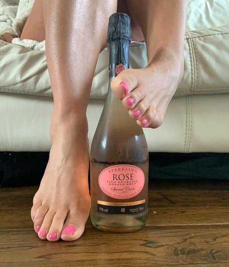 cheekysoles333 star nude pic