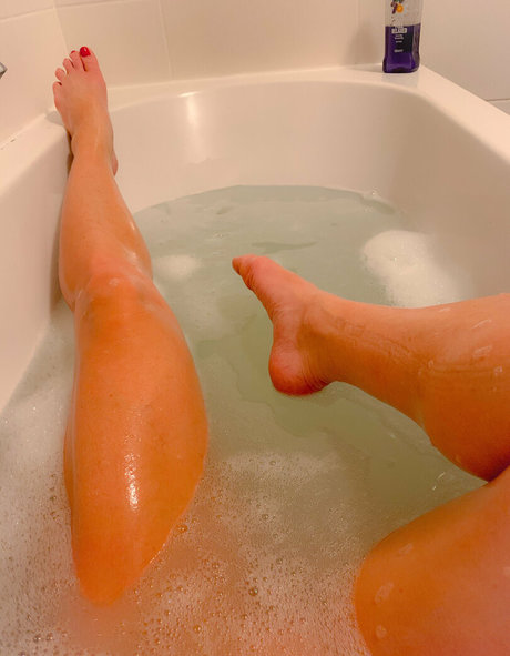 cheekysoles333 pretty model archive