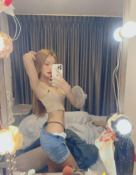 big dick shemale onlyfans hot naked gallery