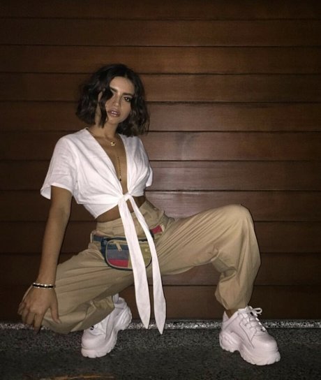 Isabela Merced pretty actress photos