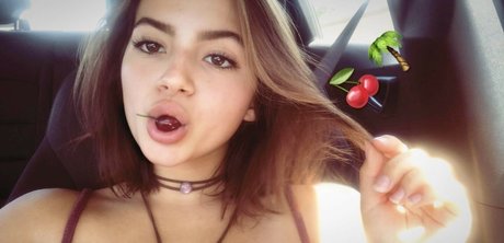 Isabela Merced top model picture