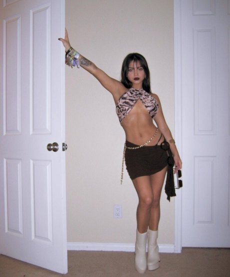 Isabela Merced beautiful model images