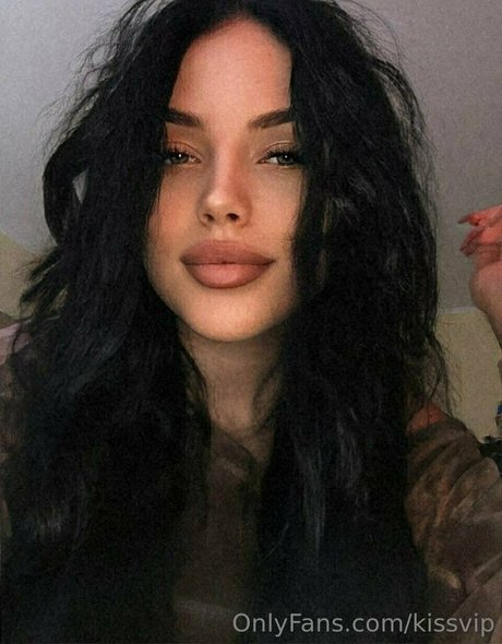 kissvip nudes star img