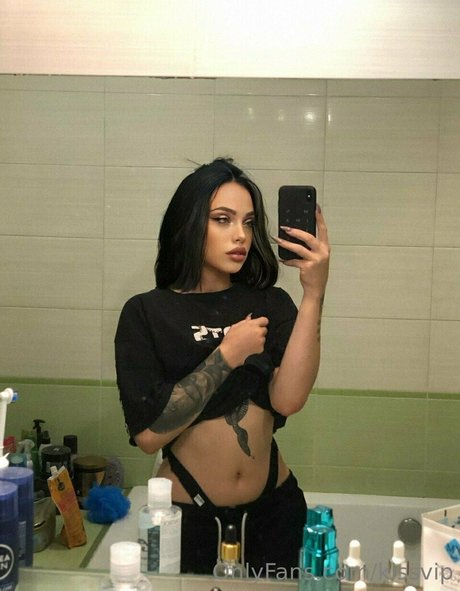 kissvip pornstar adult pics