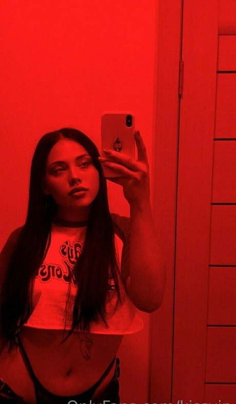 kissvip model porn pics