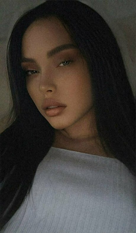 kissvip beautiful actress picture