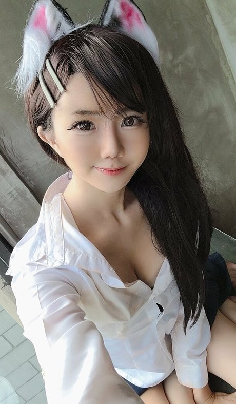 iamdorasnowfree hot model archive