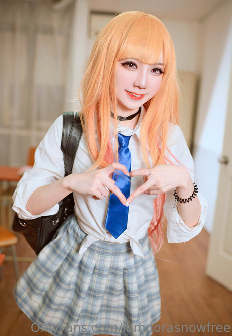 iamdorasnowfree star xxx galleries