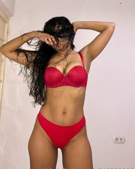 kanellamendez model pretty pics