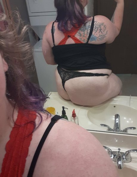 ladykeepsherlegsopen high quality star gallery