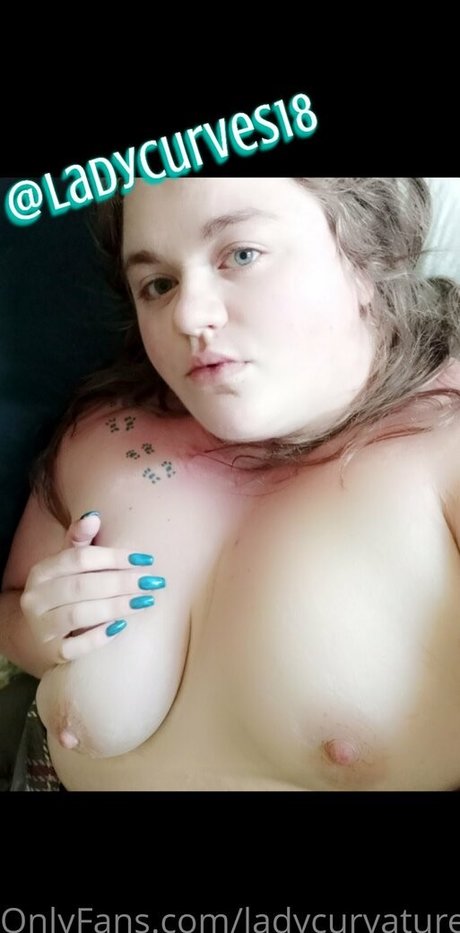 ladykeepsherlegsopen pornstar free image