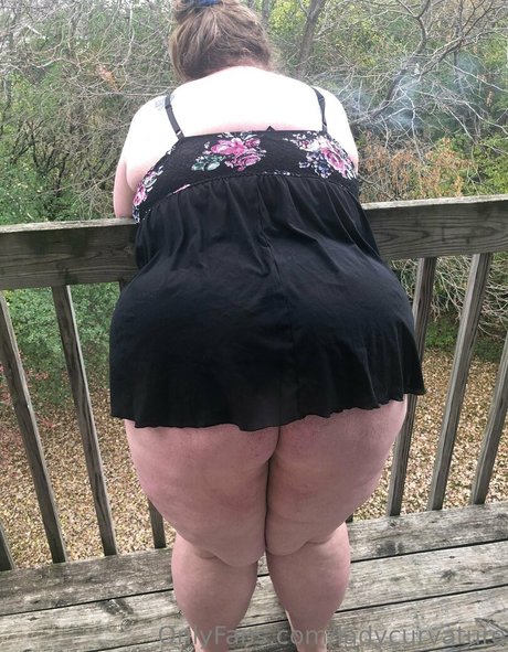 ladykeepsherlegsopen pornstar hd pictures