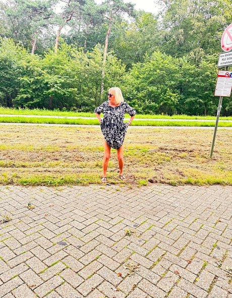 monikaweiss3040 hot model img