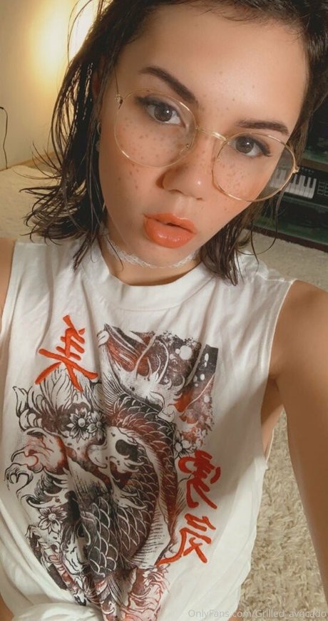 grilled avocadoz top star pic