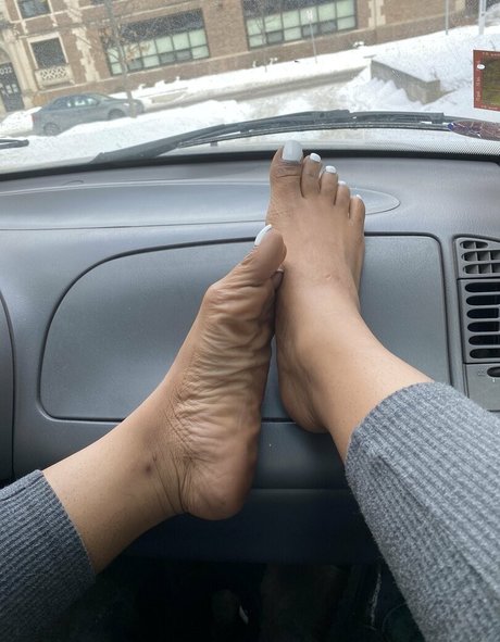 Carameltoesz pretty actress img