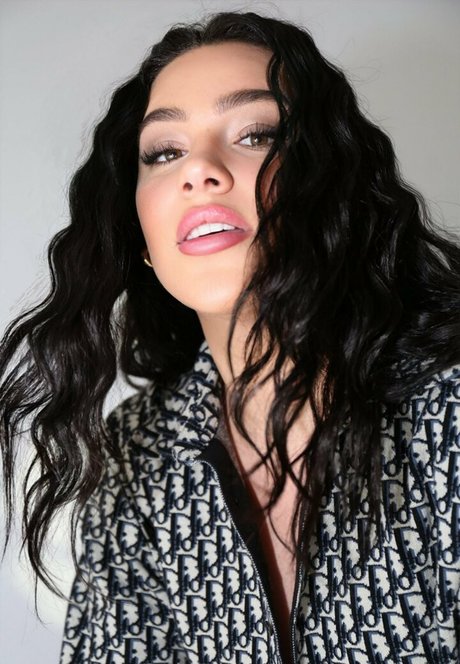 beatsbylex model free pic