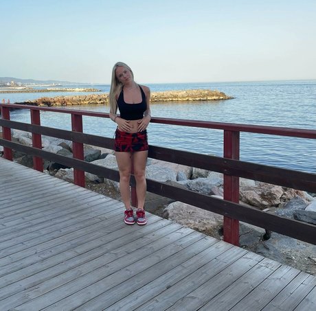 blonde muscle onlyfans porn galleries