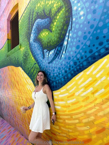 petite slut onlyfans free naked image