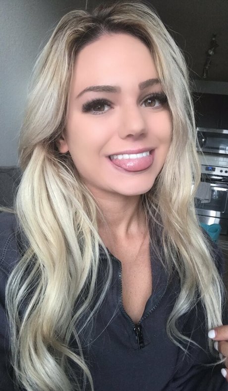 brazilian mature onlyfans erotic pic