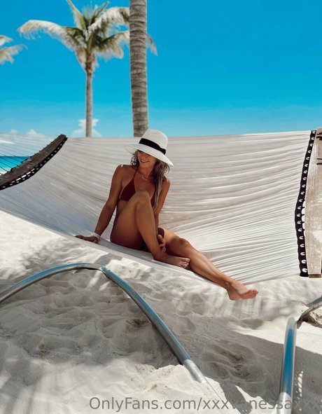 fat girls onlyfans art naked galleries