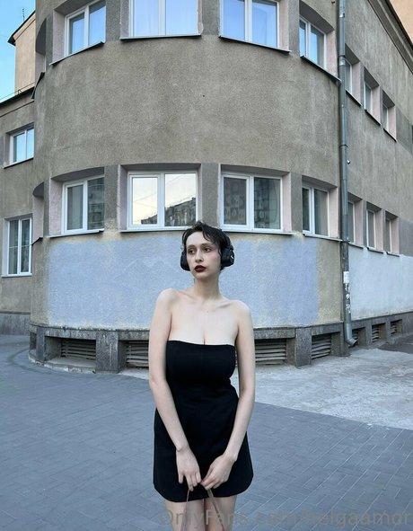 helgaamor model porn image