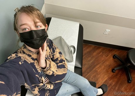 curvy shemale onlyfans nudes pic