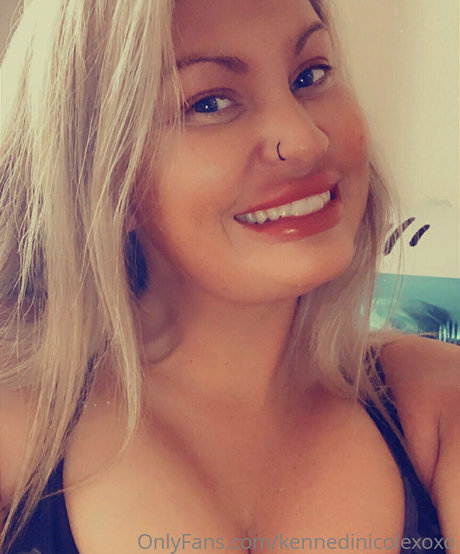 shemale handjob onlyfans nudes photos