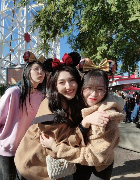 shemale cumshot onlyfans art naked photos