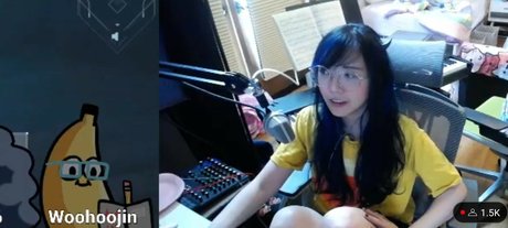 LilyPichu naked star pics