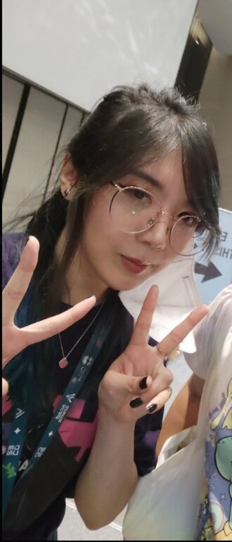 LilyPichu nude star photos