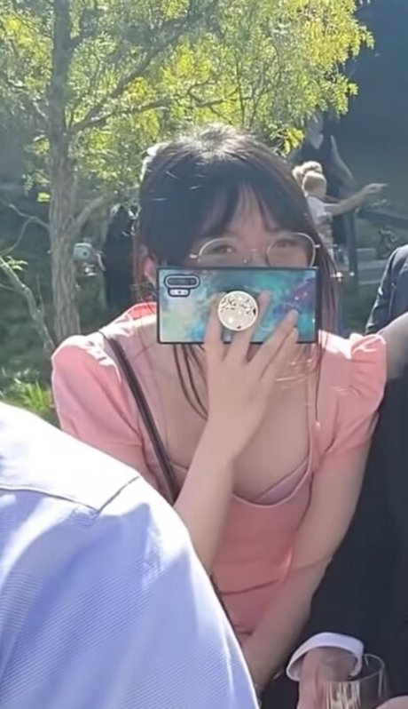 LilyPichu beautiful actress img