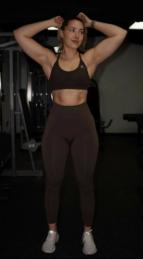 shemale cum in mouth onlyfans hot photos