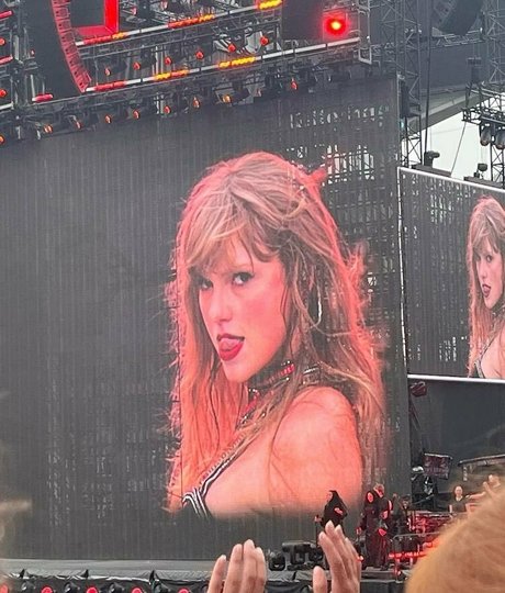 chubby solo onlyfans exclusive pictures