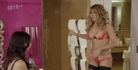 Billie Piper art actress pictures