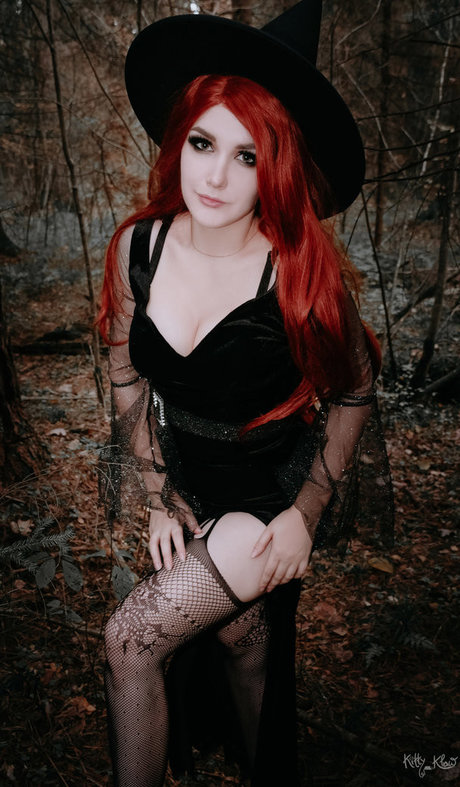 ASMR KittyKlaw hot actress galleries