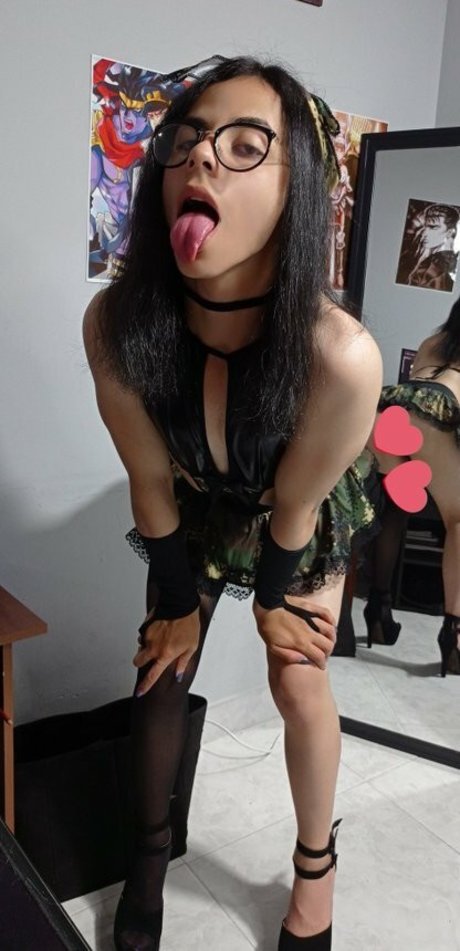 Chriz13 pretty model pics