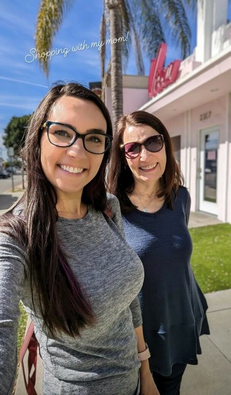 slut milf onlyfans exclusive images