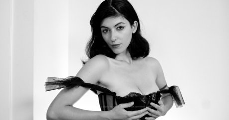 Kat Cabaret star high quality images