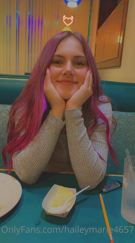 haileymarie4657 star exclusive pic