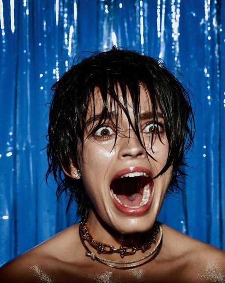 18 asian onlyfans best pics