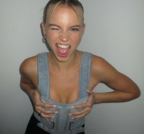 trans girl onlyfans sexy naked galleries