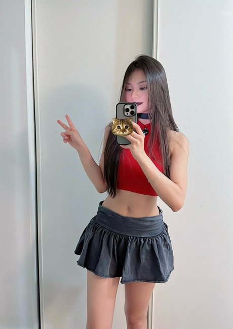 Cindy Phan xxx actress photo