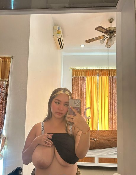 Song Panida pornstar high quality photos