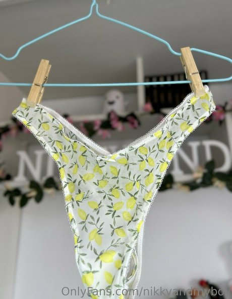 curvy kitty onlyfans sexy photos