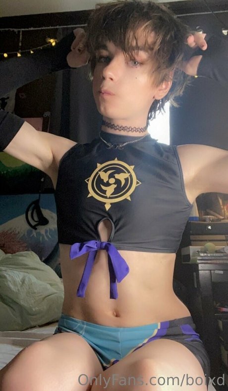 boixd model naked picture