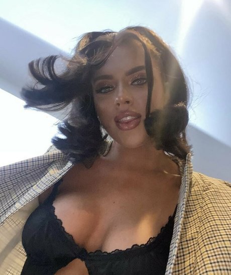 shemale masturbation onlyfans free nude pictures