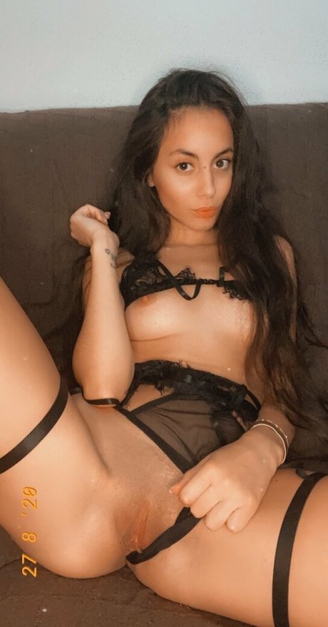 curvy nude onlyfans top pictures