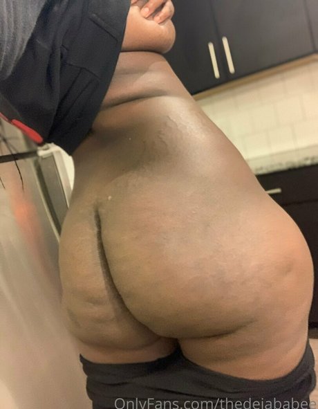 thedejababee model perfect img